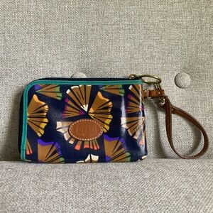 Fossil zipper wristlet with abstract pattern